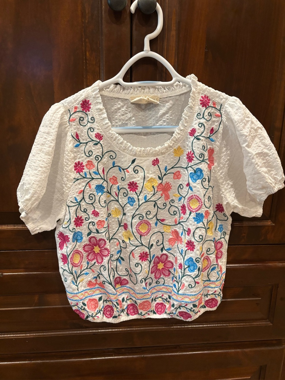 Savanna Jane White Embroidered Floral Peasant Blouse